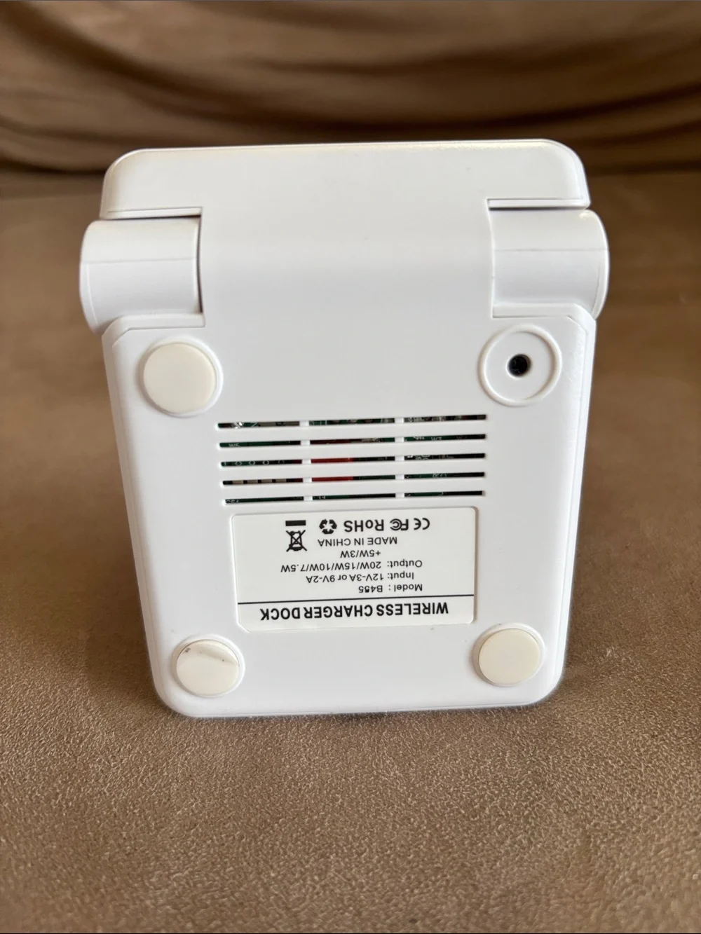 White Fast Charger Wireless Phone Stand
